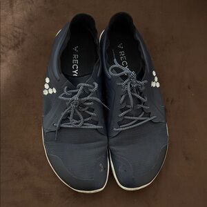 Vivo Barefoot mens sneakers size EU 43